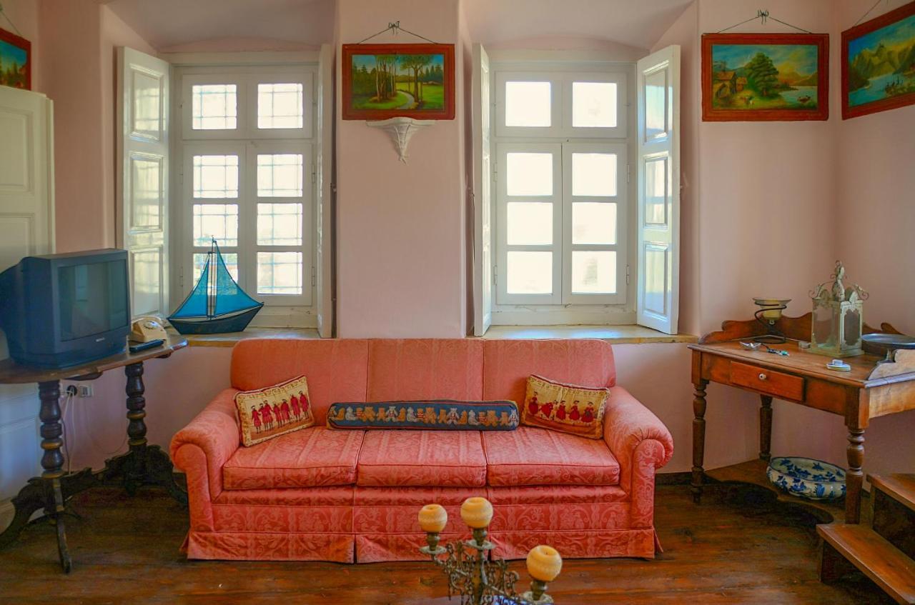 Villa Spetses エクステリア 写真