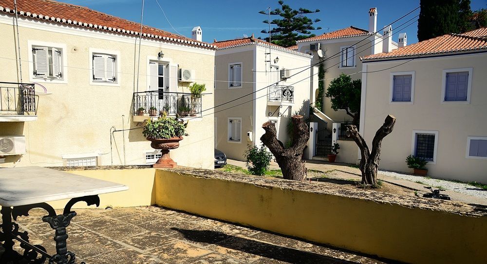 Villa Spetses エクステリア 写真
